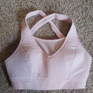 Baby pink Gymshark sports bra